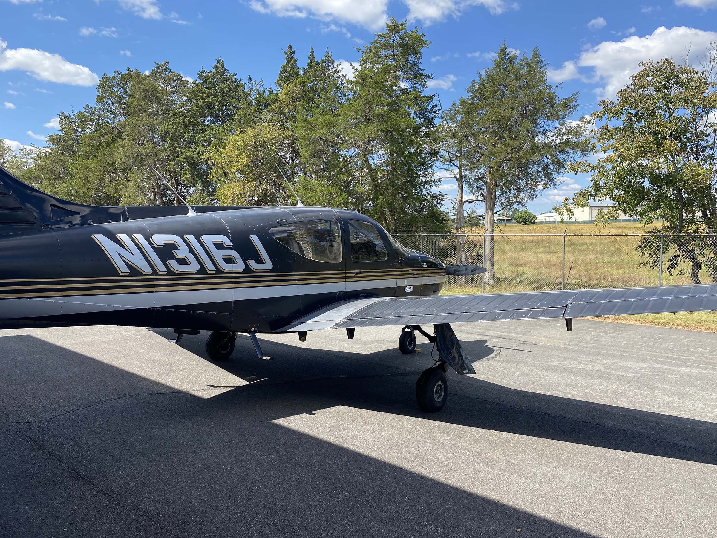 1975 Commander 112A — photo 3