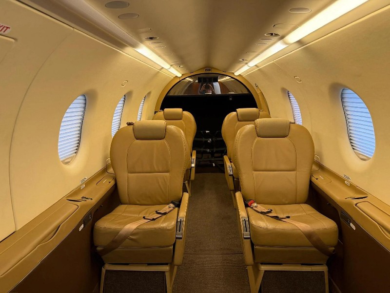 1999 Pilatus PC-12 / 45, photo 3