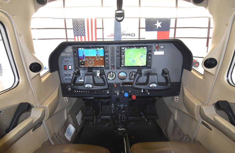 2004 Cessna T182T, photo 11