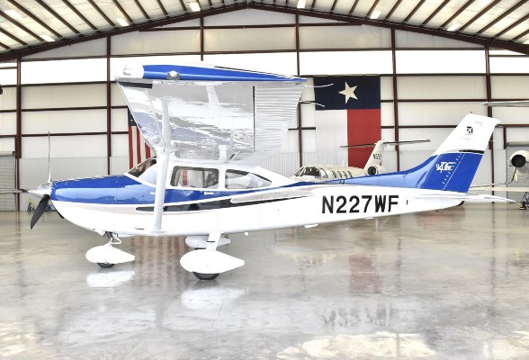 2004 Cessna T182T — photo 2