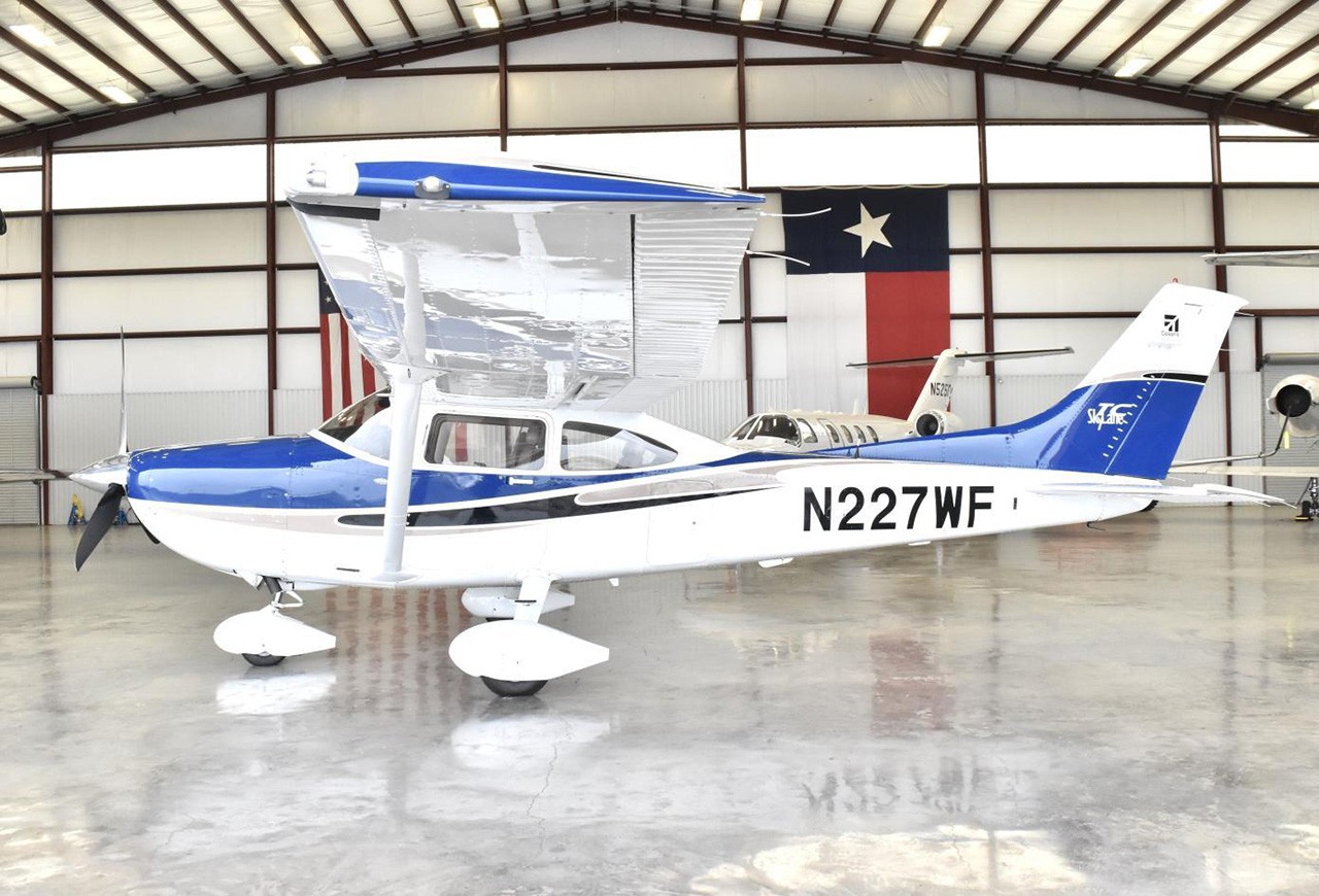 2004 Cessna T182T — photo 2