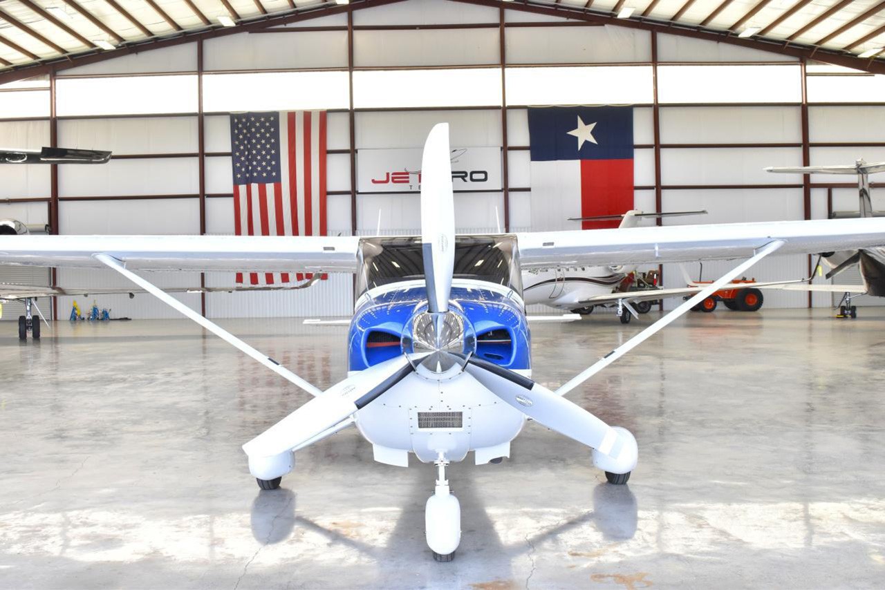 2004 Cessna T182T — photo 4