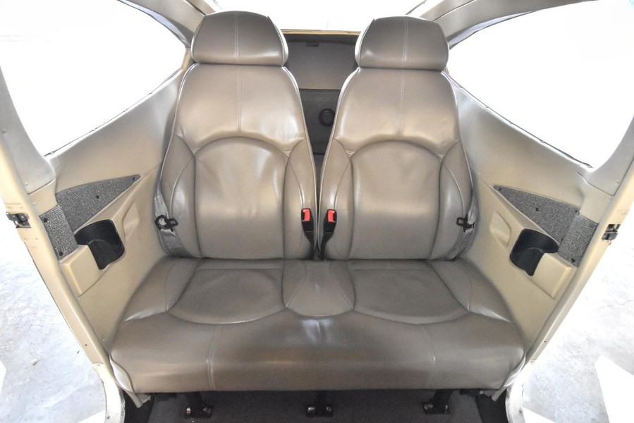 2004 Cessna T182T, photo 8