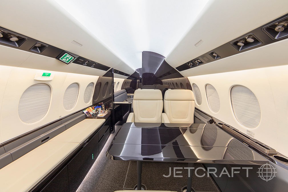 2021 Falcon 8X — photo 3