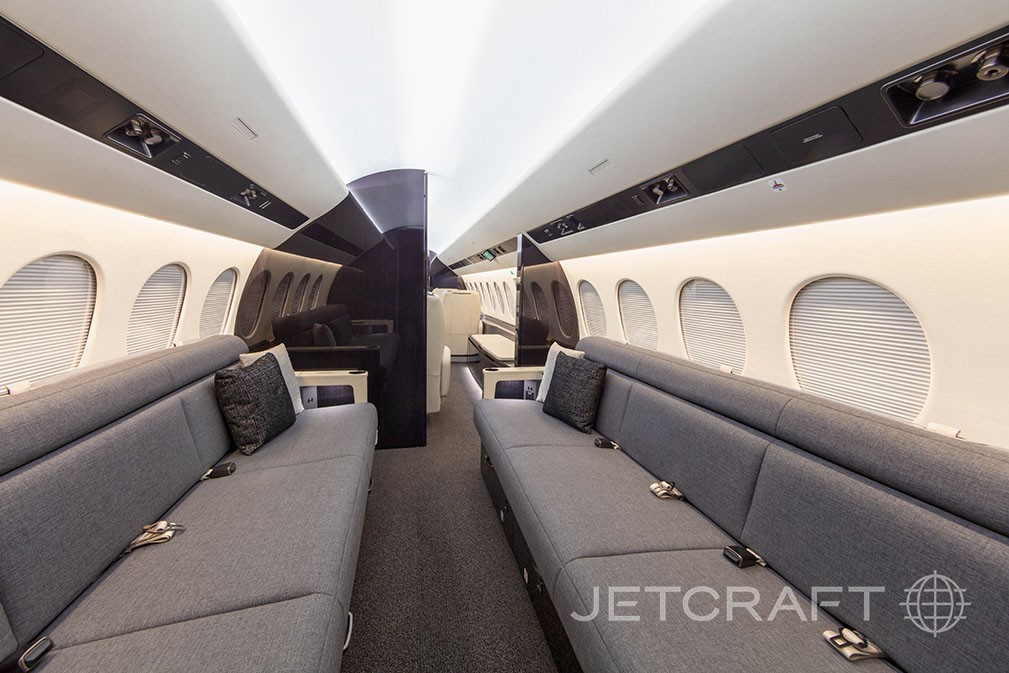 2021 Falcon 8X — photo 4