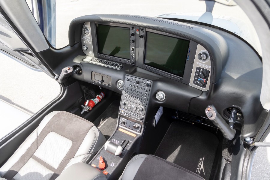 2022 Cirrus SR22T-G6 GTS (N71JB), photo 11