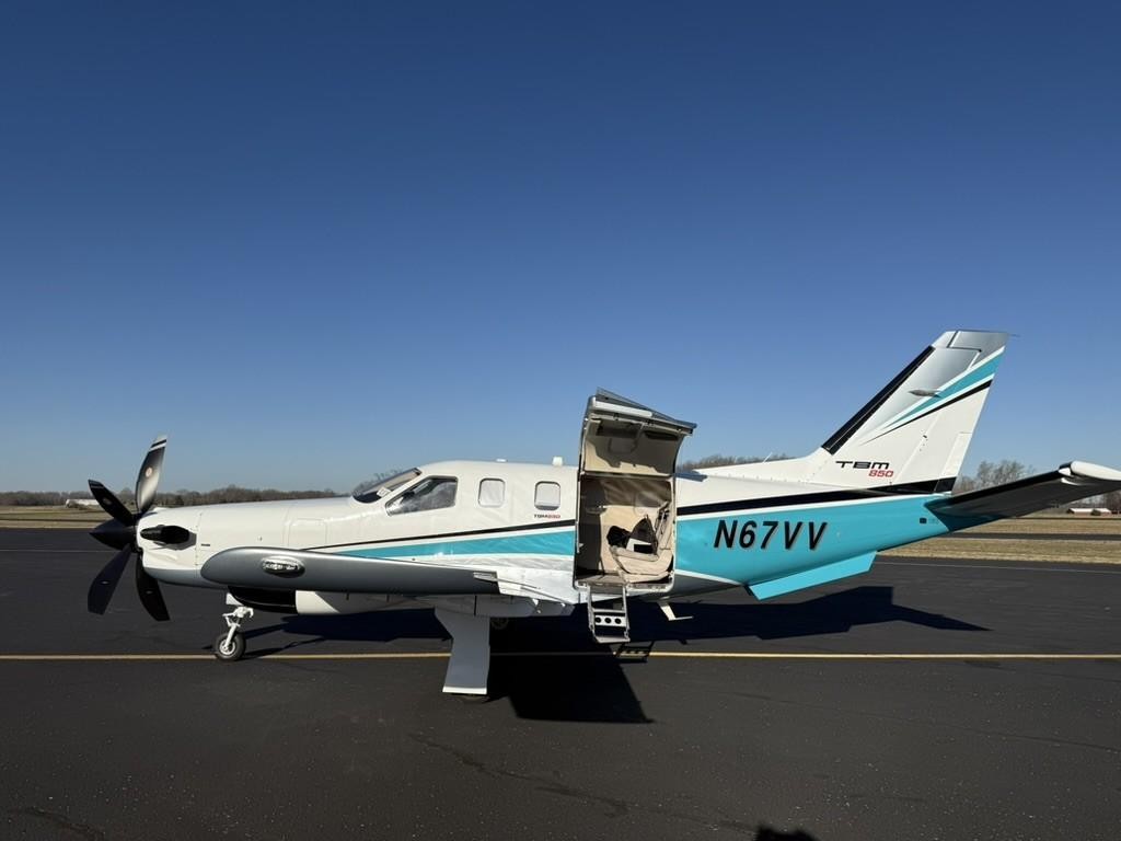2012 Socata TBM 850 — photo 3