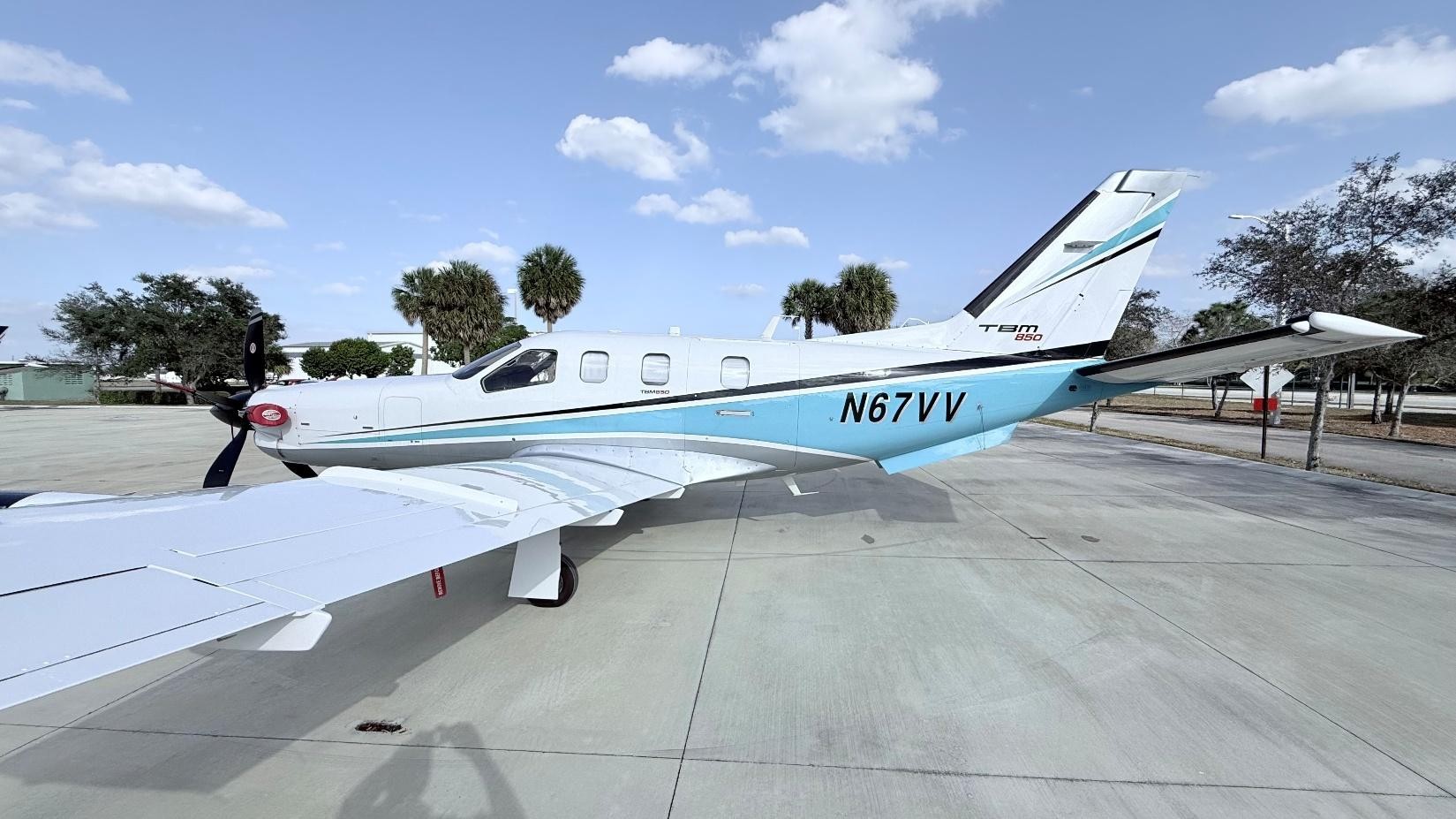 2012 Socata TBM 850 — photo 4