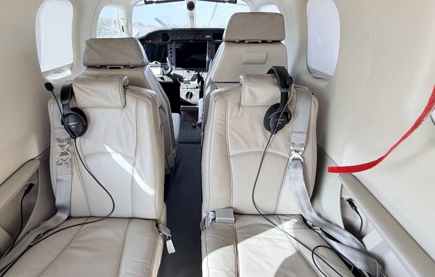 2012 Socata TBM 850 — photo 5