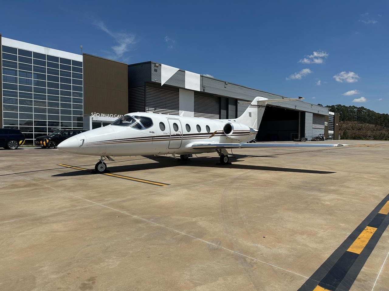 2006 Hawker 400XP