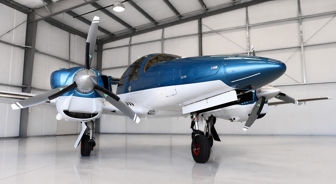 2021 Diamond DA62 — photo 2