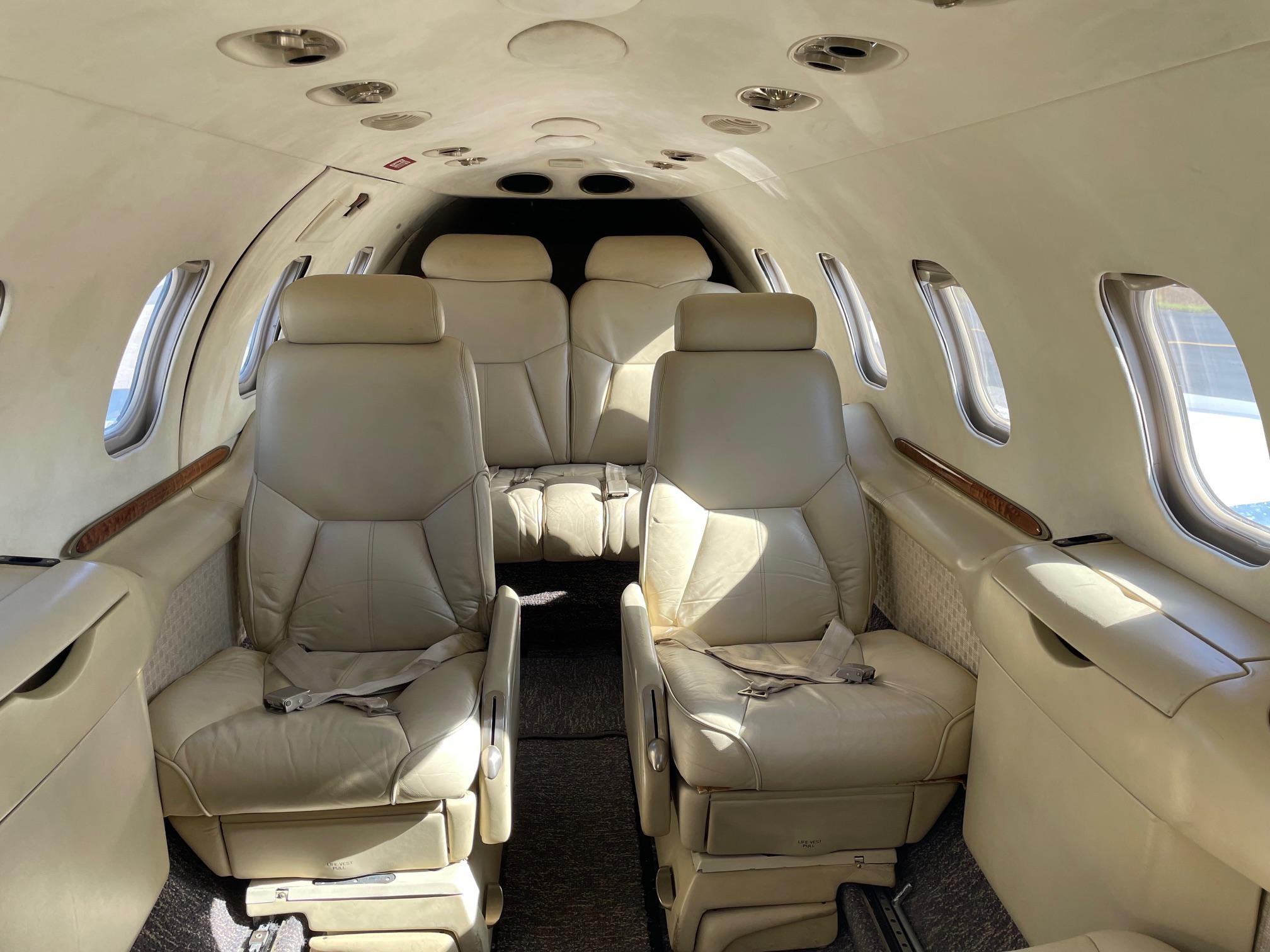 1999 Learjet 31 — photo 3