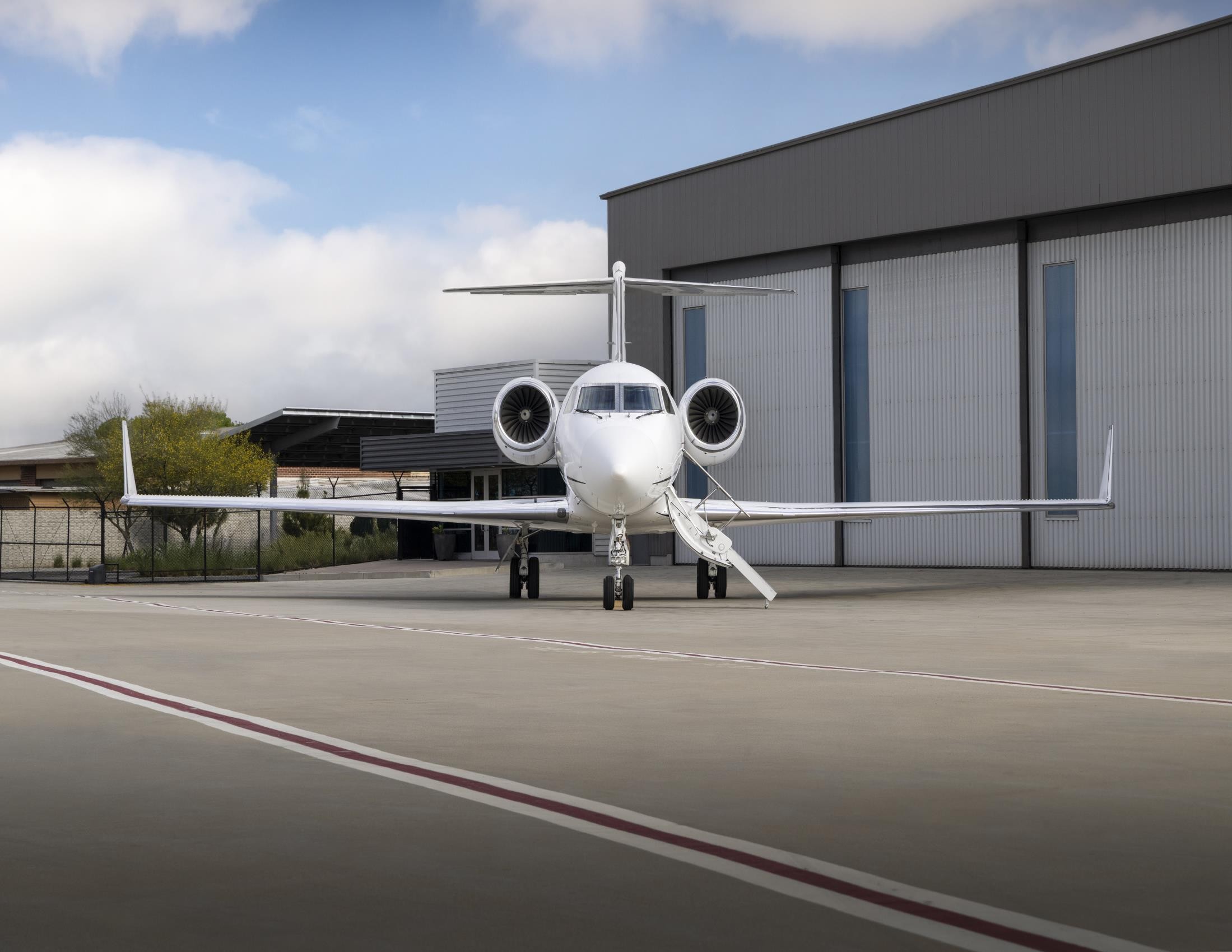 1999 Gulfstream G-IVSP — photo 2