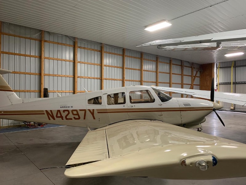 1983 Piper Arrow IV PA-28RT-201T, photo 1