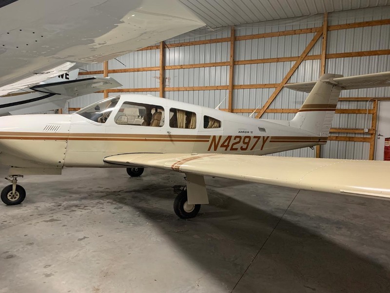 1983 Piper Arrow IV PA-28RT-201T, photo 6