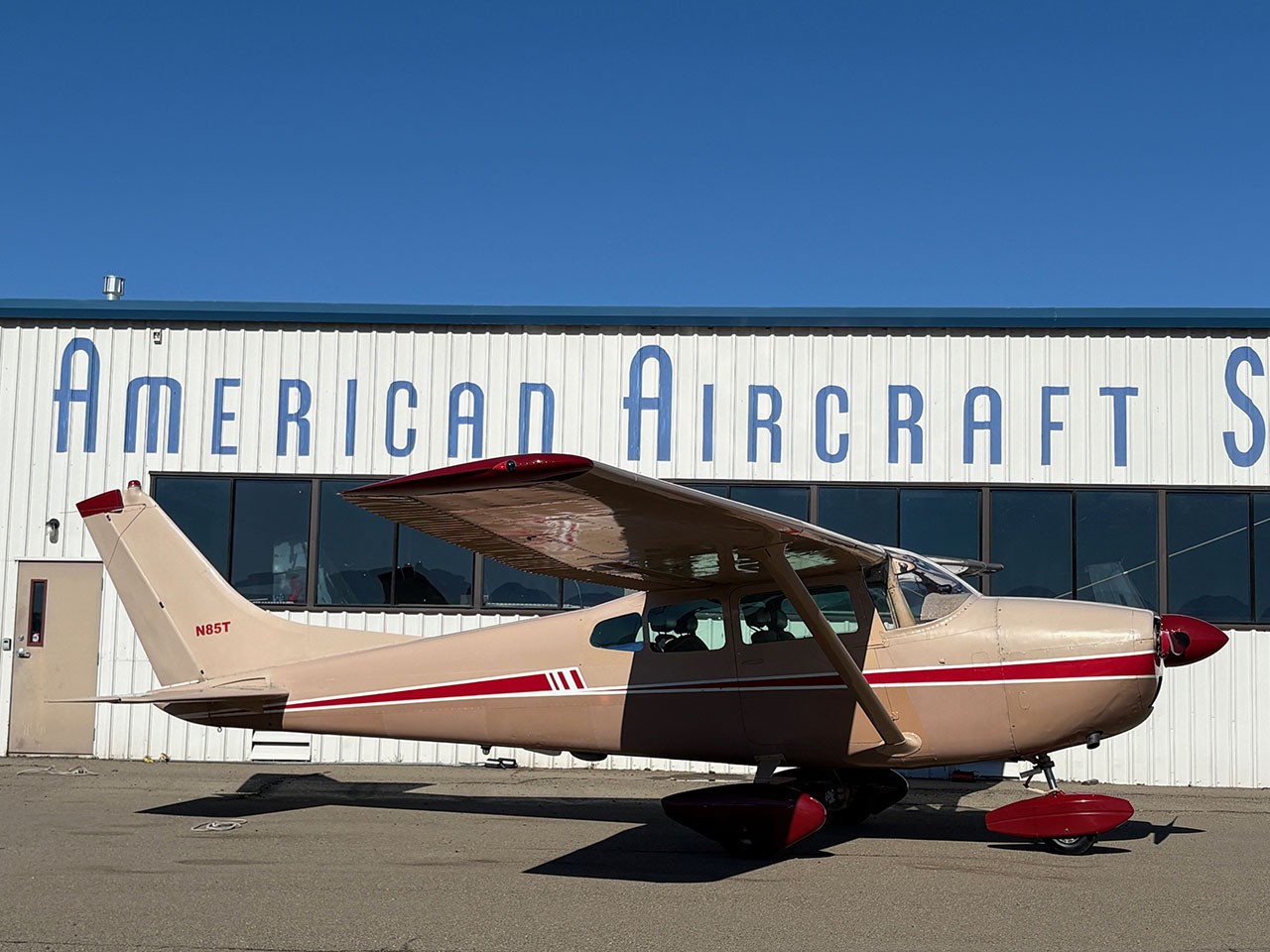 1961 Cessna 182D — photo 3