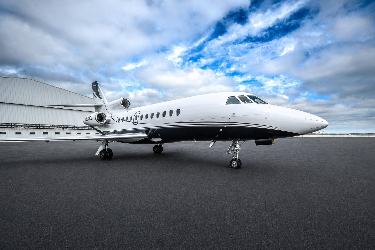 1991 Falcon 900B — photo 2