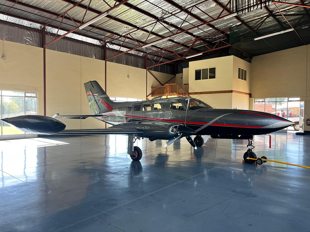 1976 Cessna 402B — photo 2