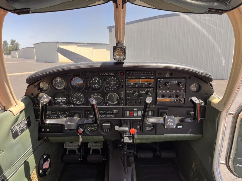 1973 Piper Cherokee 180 Challenger, photo 10