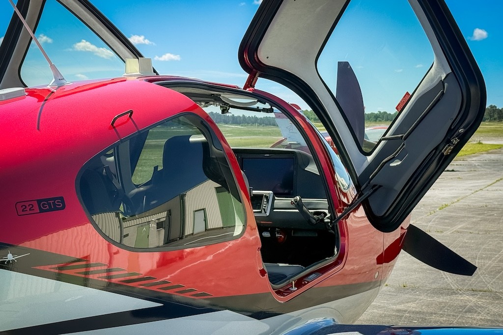 2024 Cirrus SR22-G7 — photo 3