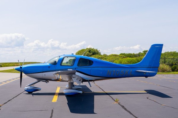 2017 Cirrus SR22-G6 — photo 1
