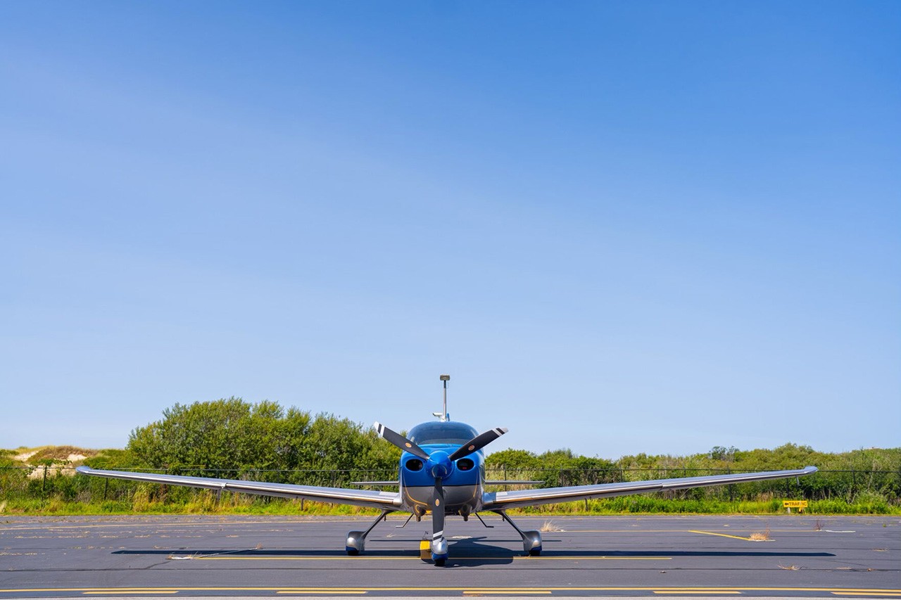 2017 Cirrus SR22-G6 — photo 4