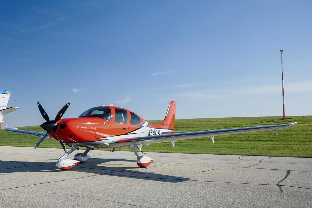 2022 Cirrus SR22T-G6 — photo 2