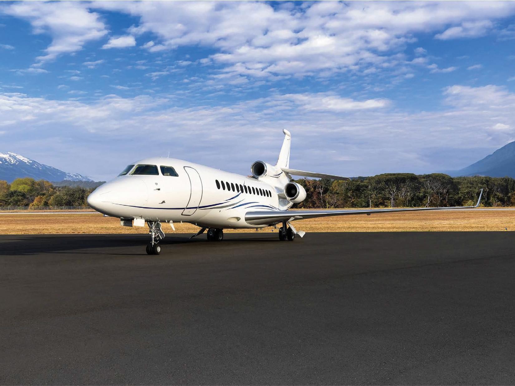 2010 Falcon Falcon 7X — photo 1