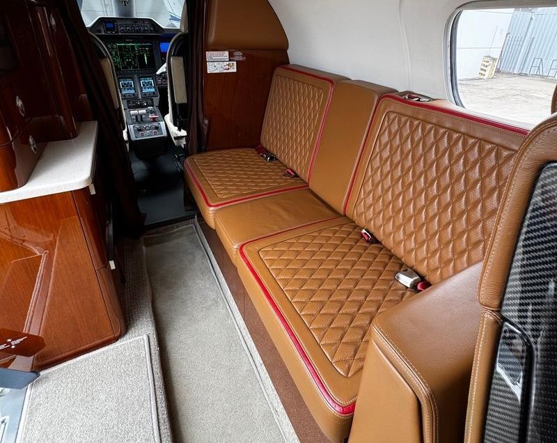 2018 Embraer Phenom 300 — photo 5