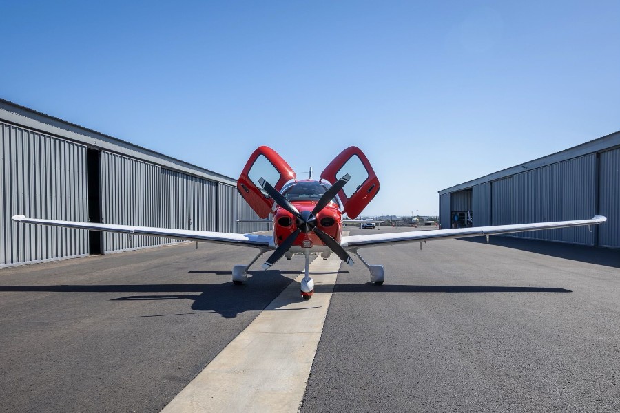 2025 Cirrus SR22T-G7 + GTS (N742CF), photo 4