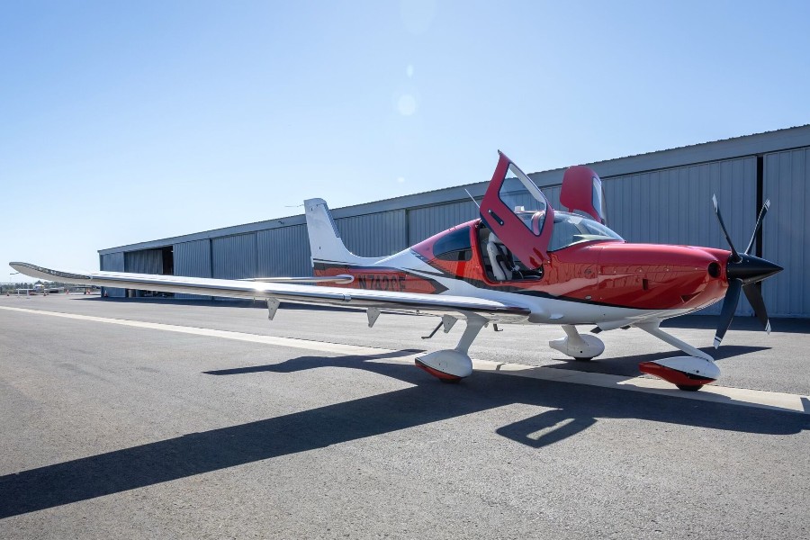 2025 Cirrus SR22T-G7 + GTS (N742CF), photo 5