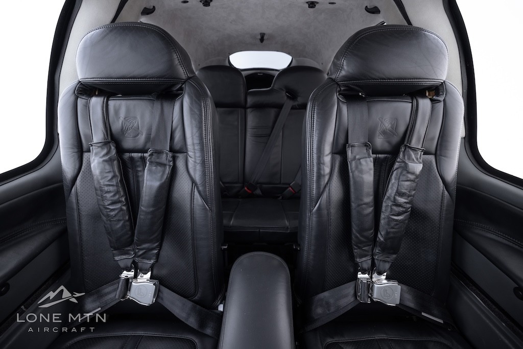 2022 Cirrus SR20 — photo 5