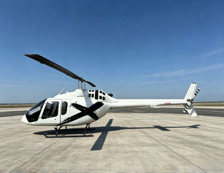 2017 Bell 505 Jet Ranger X, photo 2