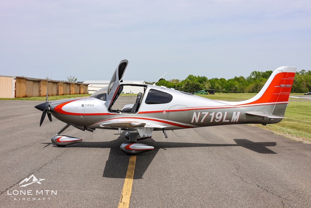 2003 Cirrus SR22