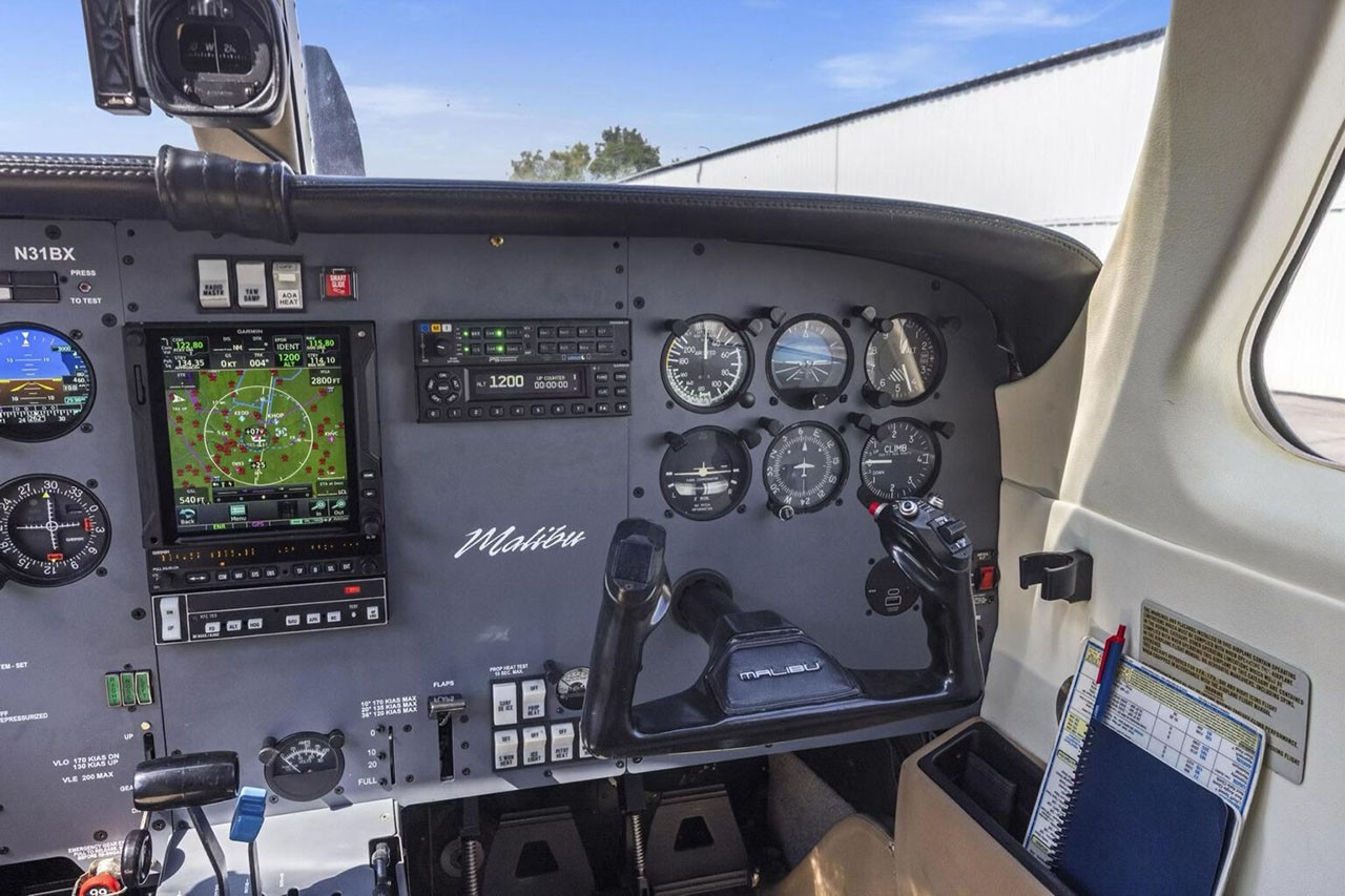 1986 Piper Malibu Mirage 5