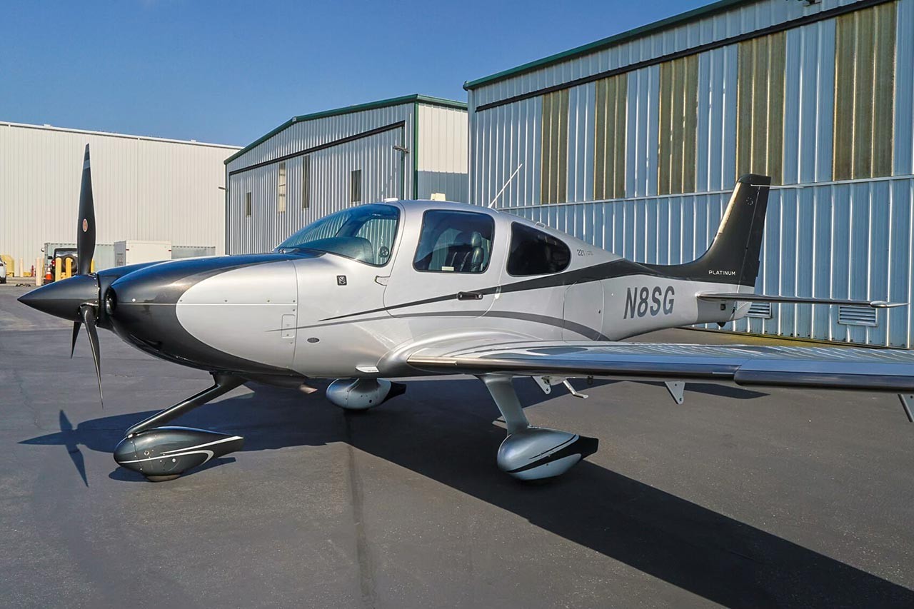 2015 Cirrus SR22T-G5 — photo 2