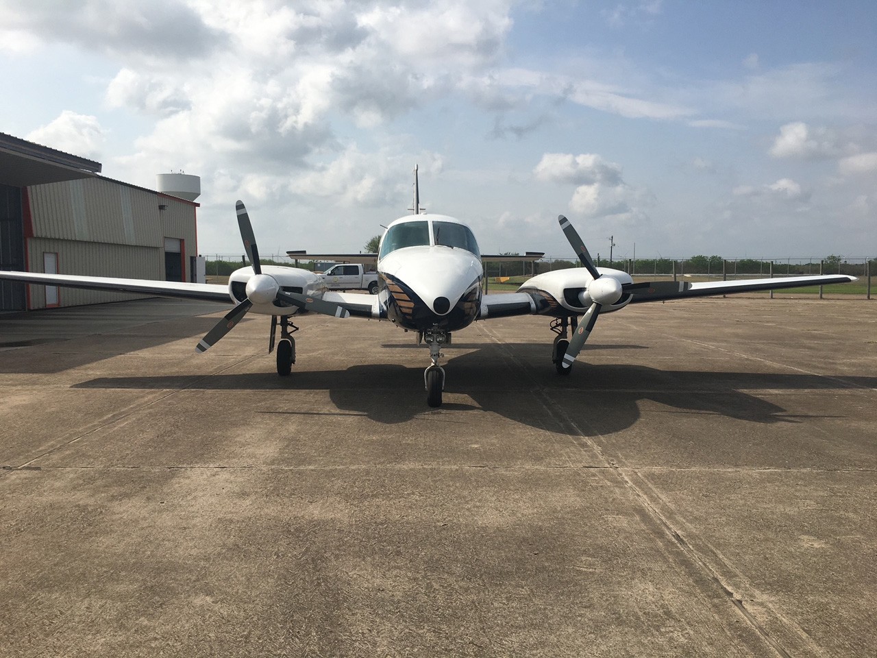 1980 Piper Navajo PA-31-325C/R — photo 2