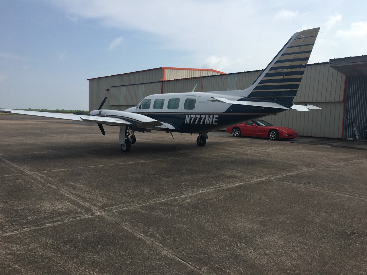 1980 Piper Navajo PA-31-325C/R — photo 5