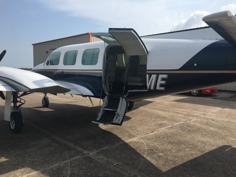 1980 Piper Navajo PA-31-325C/R, photo 6