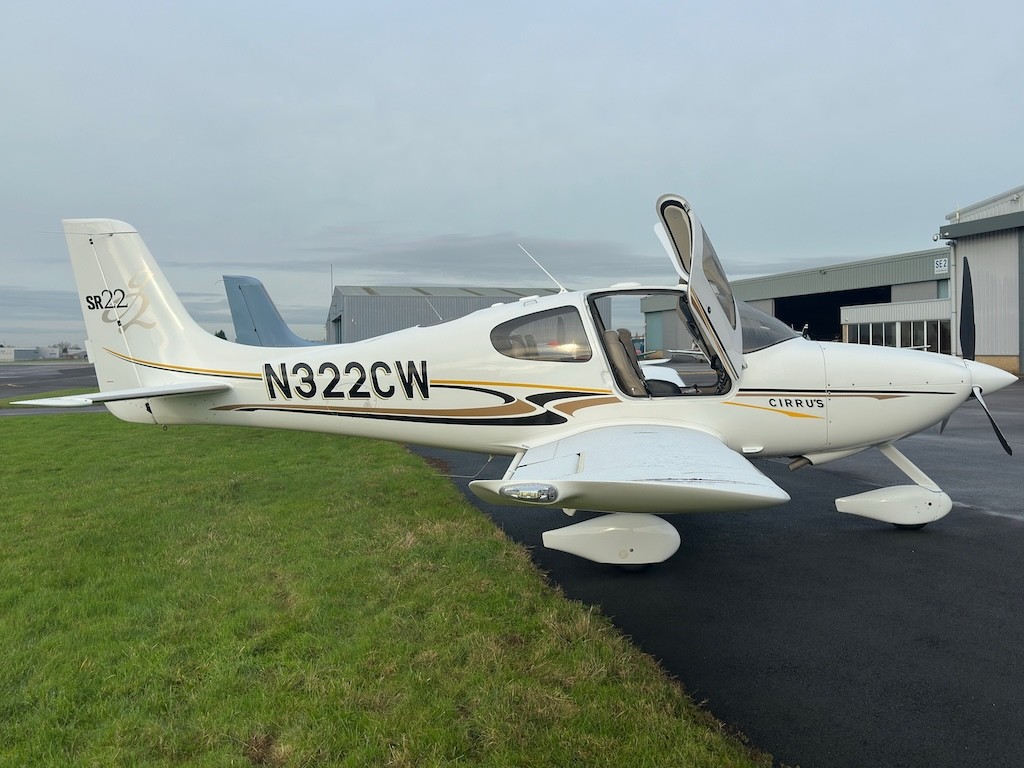 2004 Cirrus SR22-G2 — photo 2
