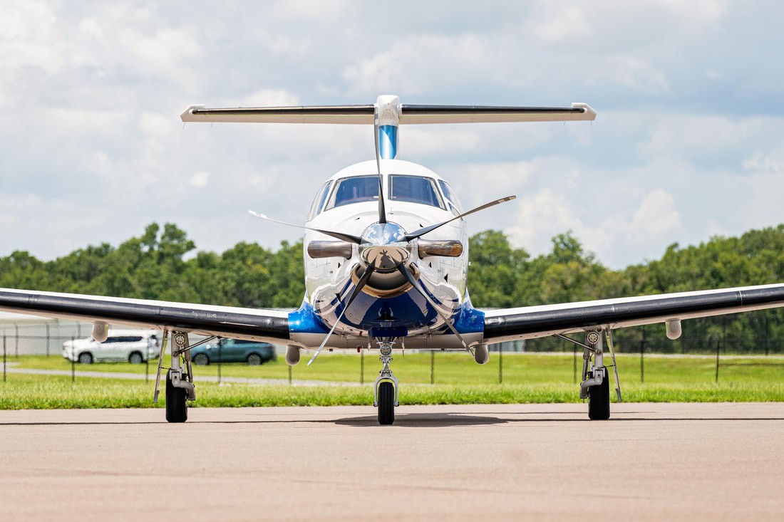 2002 Pilatus PC-12 — photo 5