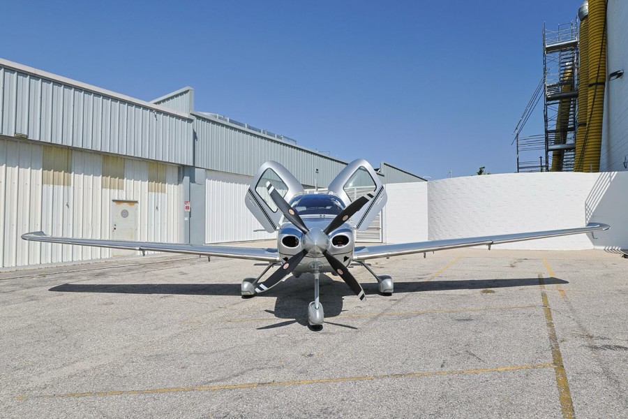 2023 Cirrus SR22T-G6 GTS (N39JS), photo 3