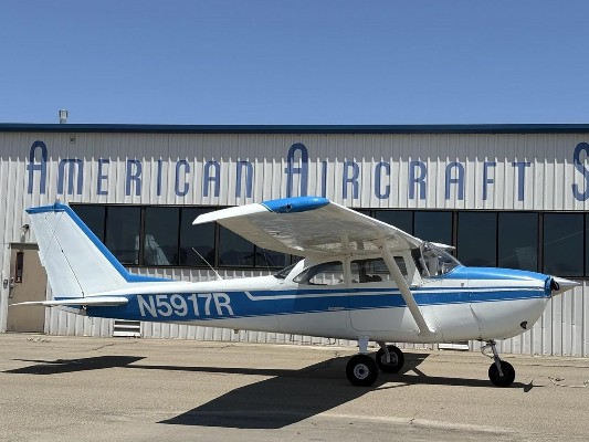 1965 Cessna 172G — photo 2