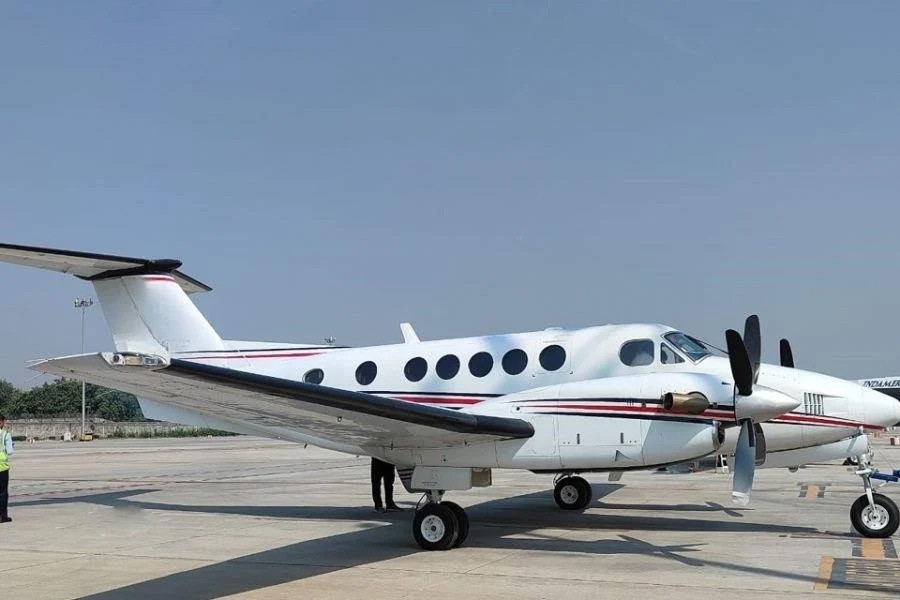 2010 Beechcraft Beech King Air B200 GT, photo 1