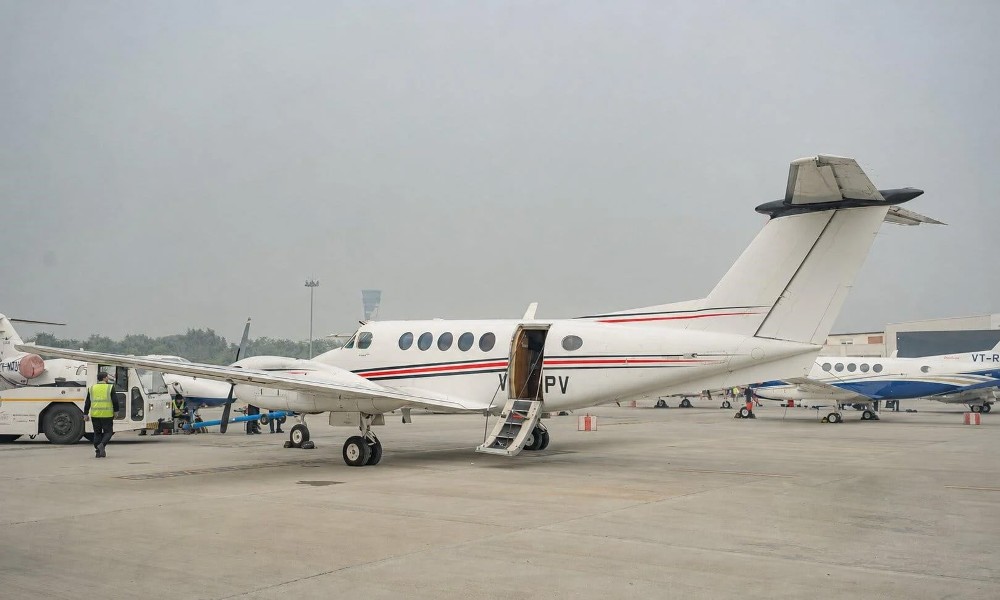 2010 Beechcraft Beech King Air B200 GT, photo 2