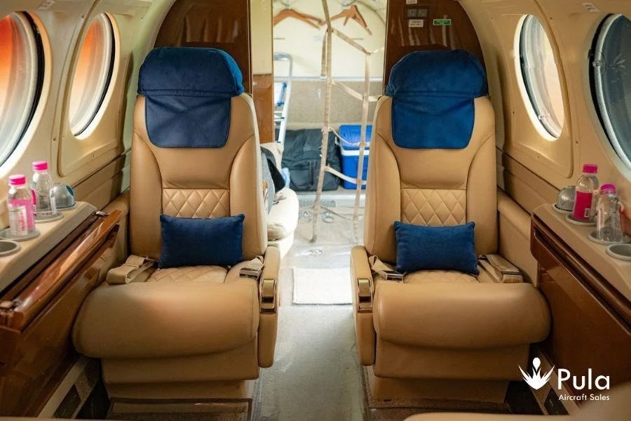 2010 Beechcraft Beech King Air B200 GT, photo 4