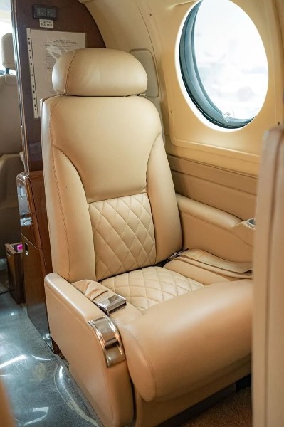 2010 Beechcraft Beech King Air B200 GT, photo 6