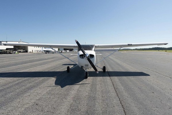 2008 Cessna 172S — photo 3