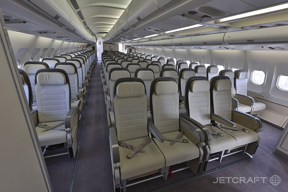 2000 Airbus A340-300 — photo 2