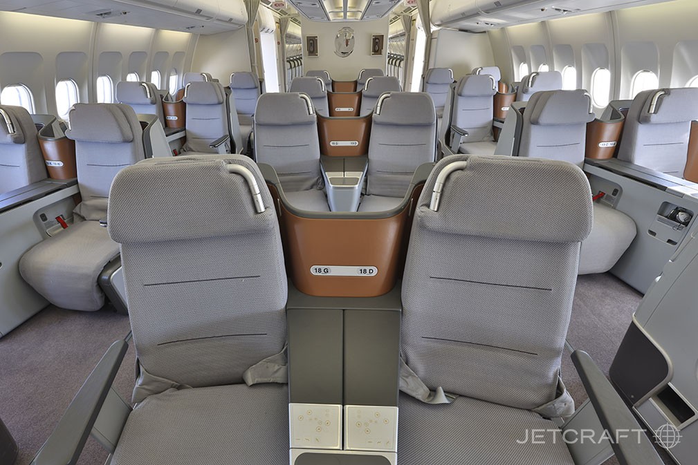2000 Airbus A340-300 — photo 3